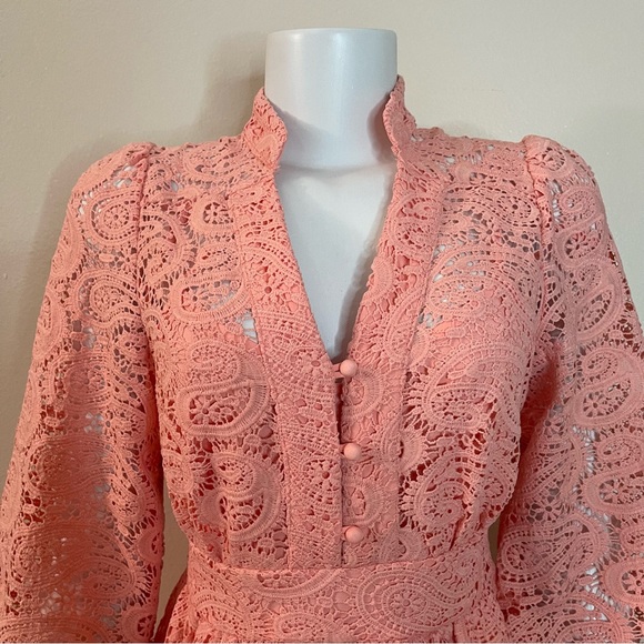Blush pink V-neck floral crochet lace long sleeve mini dress - Picture 3 of 8